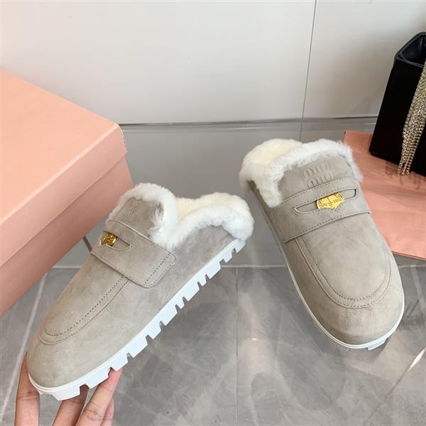 20243518944406 26023